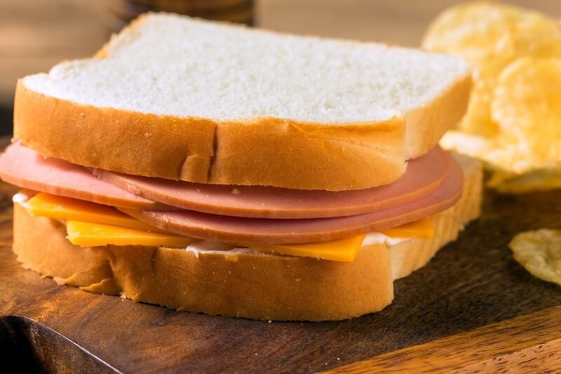 Nationwide bologna lunch meat recall: What to know about the products