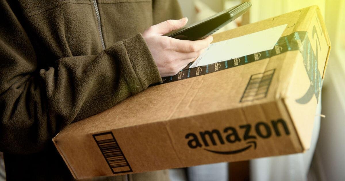 Prohibited candles sold in Canada on Amazon recalled