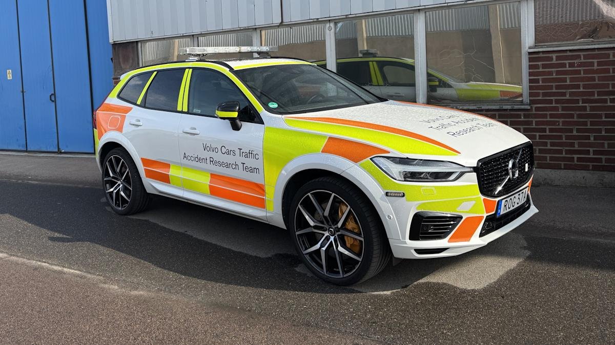 Volvo Recalls 14,000 EVs And PHEVs From 2020-2026 Because They May Experience Total Brake Failure