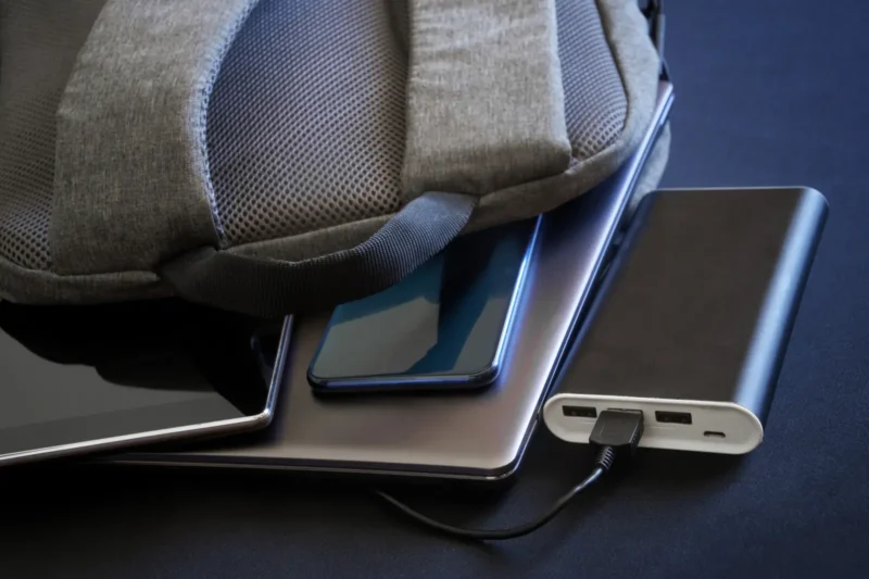 Chinese Power Bank Maker Suspends Production After Its Power Bank Caused Mid-Air Fire