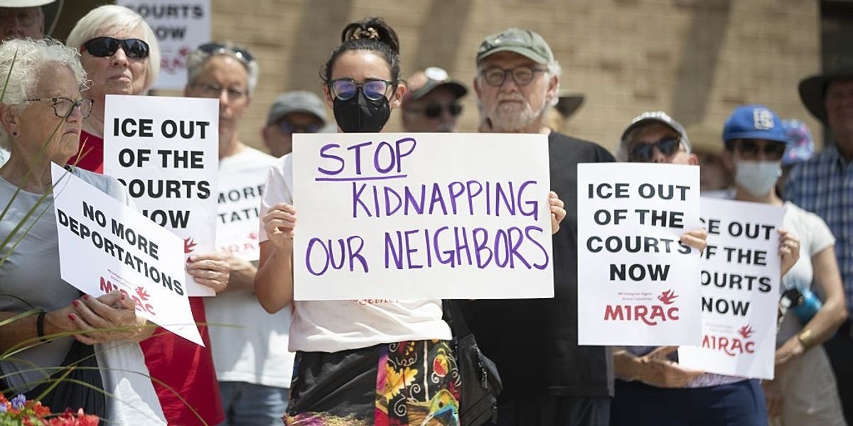 Class Action Suit Aims to End 'Unlawful' ICE Arrests at Immigration Courthouses