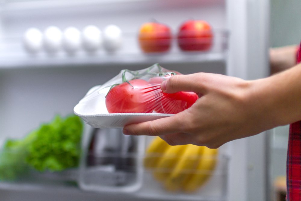 Food handling onboard: Key guidelines for safe food storage