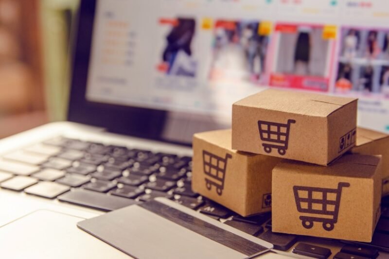Impact of Return Policies on Customer Loyalty and Conversion Rates