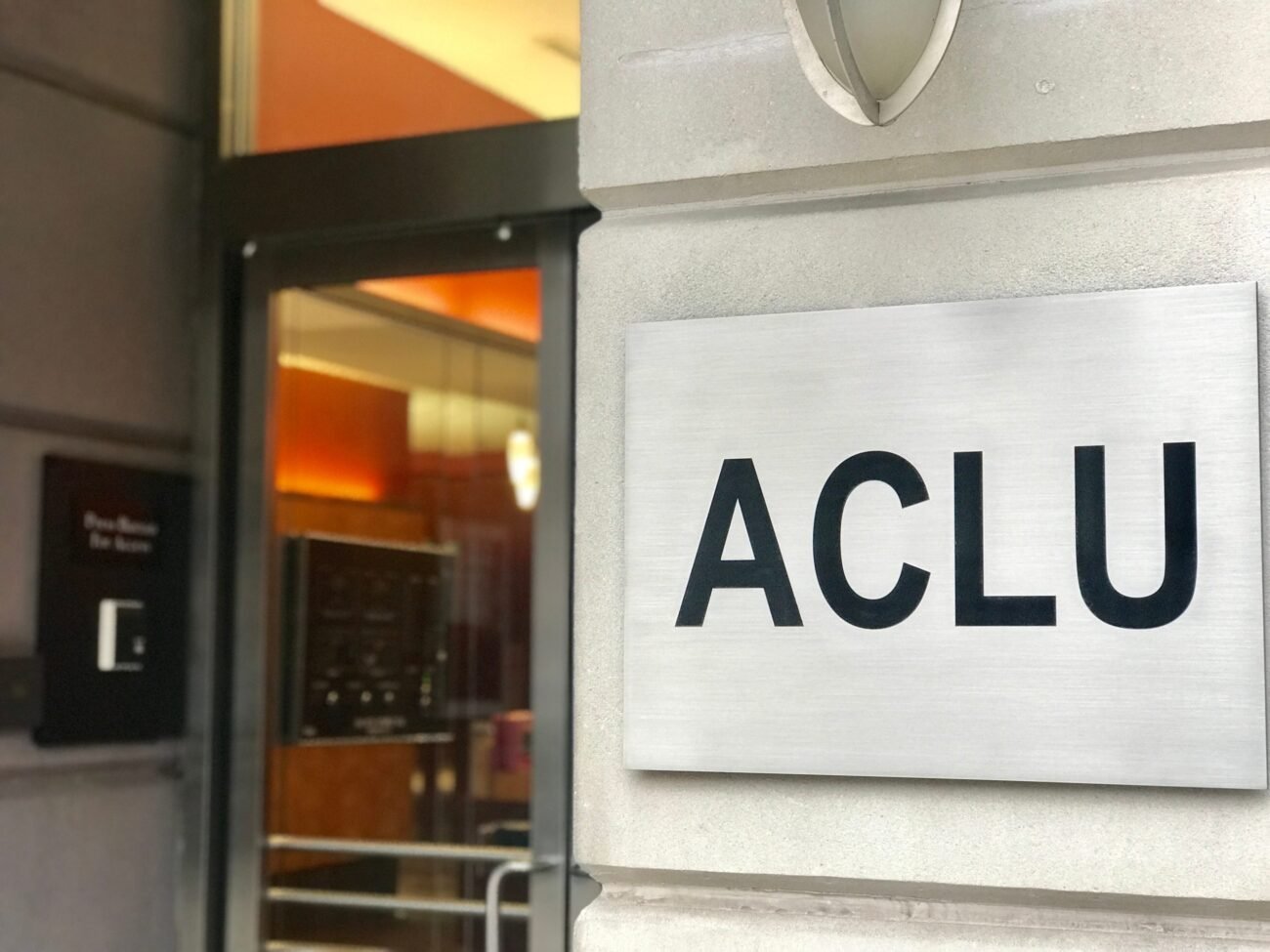 LA City, County Joins ACLU Class Action Lawsuit vs. ICE