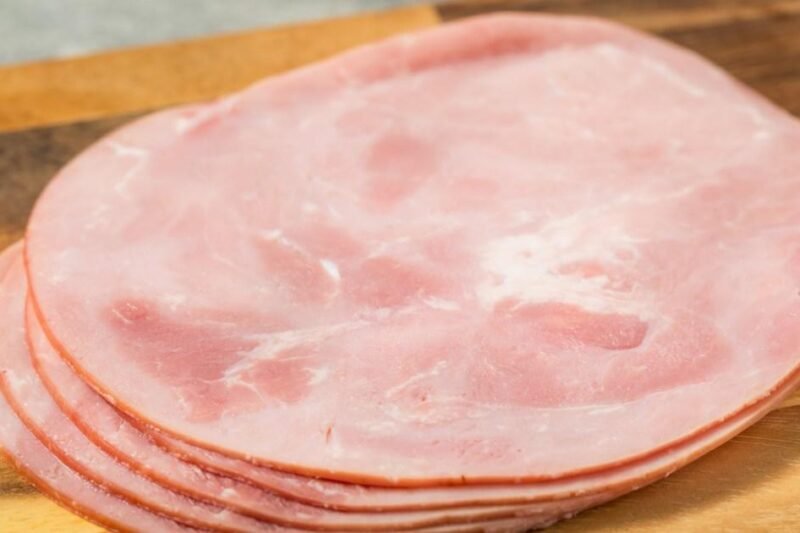 Over 143,000 pounds of popular US lunch meat recalled over ‘labeling error’ | News US