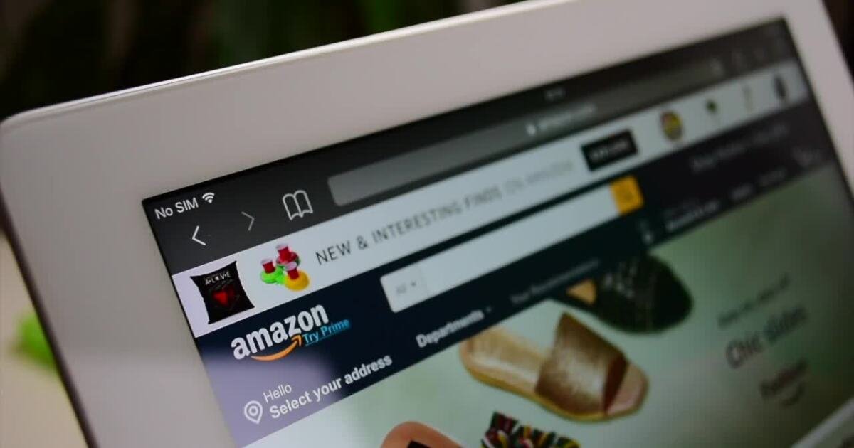 Understanding retailers' different return policies for the holiday season
